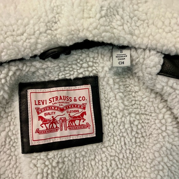 Levi’s leather jacket - Picture 7 of 7